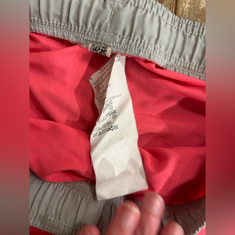 Under Armour running shorts. Small. - Picture 4 of 7